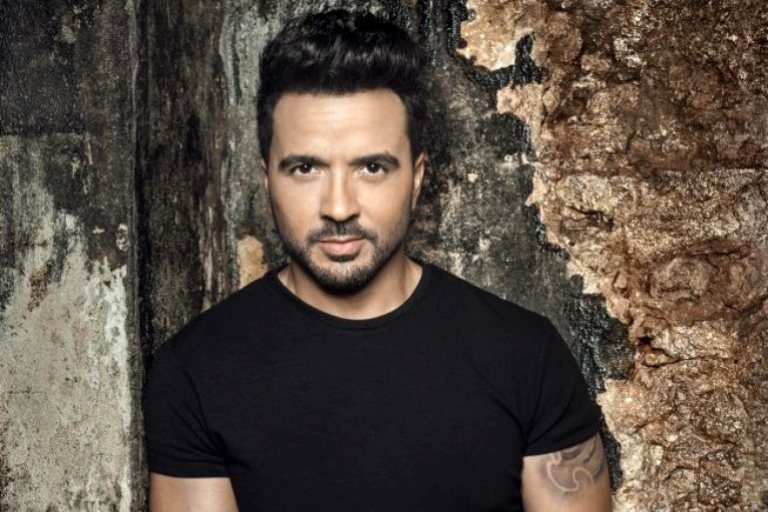 Luis Fonsi, uno de los artistas latinoamericanos más populares del momento desembarcará en Castilla y León el próximo 10 de Julio
