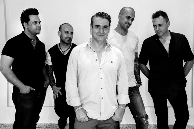 Pandora Producciones - Mañana, simancas acoge el segundo fin de semana de la programación "Simancas Villa de la Música" con los conciertos de Modestia Aparte, Dorian & La Casa Azul y el musical El Baúl de los Juguetes