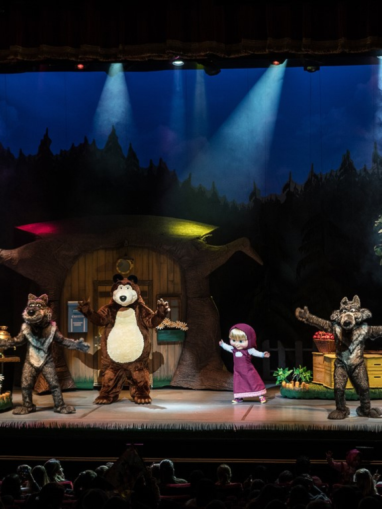 Pandora Producciones - MASHA Y EL OSO - RESCATE EN EL CIRCO - Tarragona - 2022