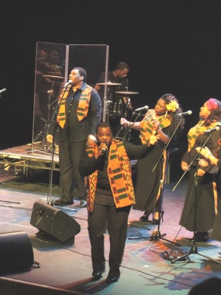 Pandora Producciones - Harlem Gospel Choir "Tour Homenaje a Adele" - Santiago de Compostela - A Coruña - 2016